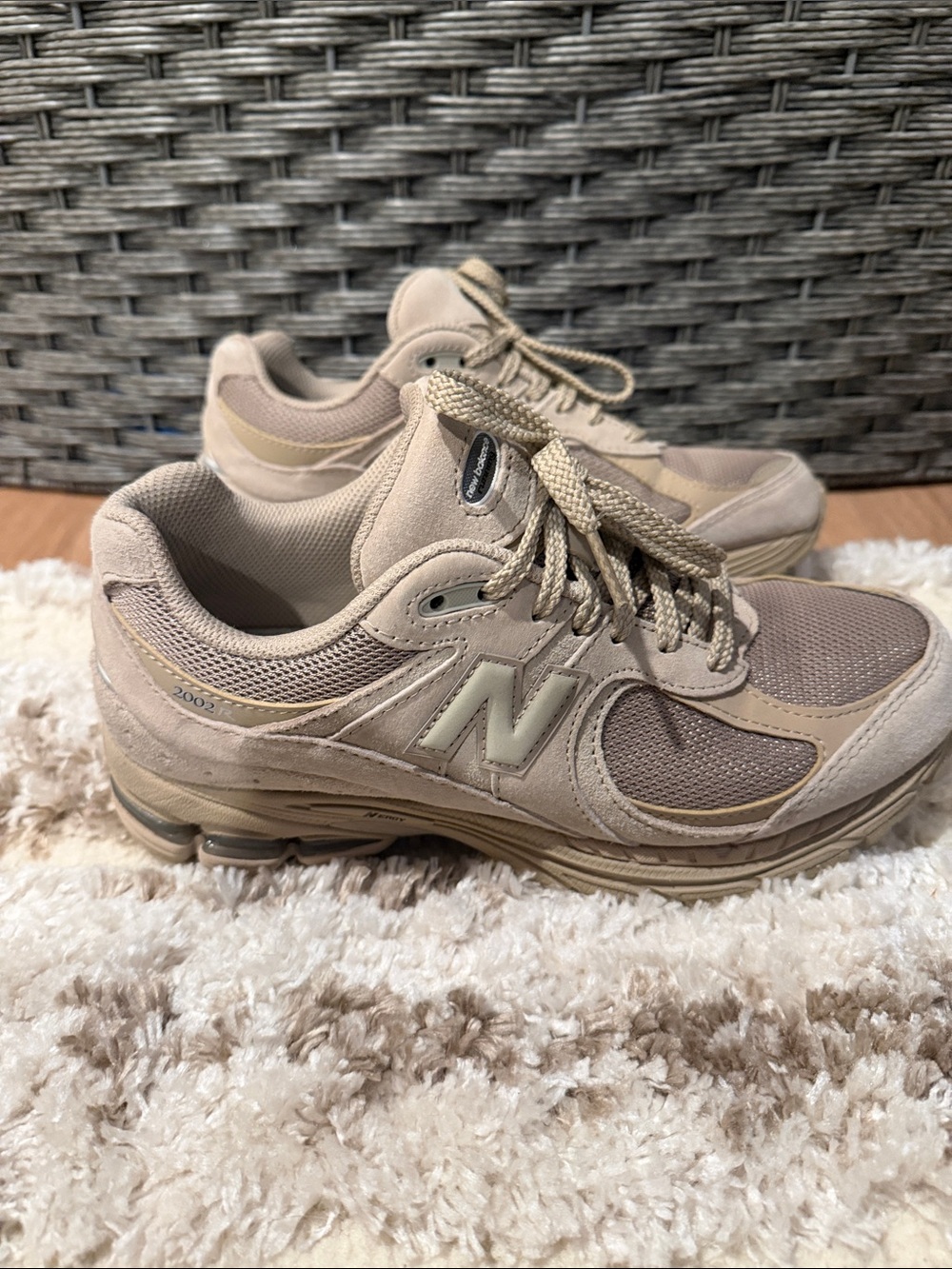 New Balance Men's Sneakers in Taupe/Beige
